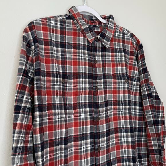 Alesbury Long Sleeve Flannel Button Up Shirt Red Gray Plaid NWT Men Size Medium - Picture 3 of 8